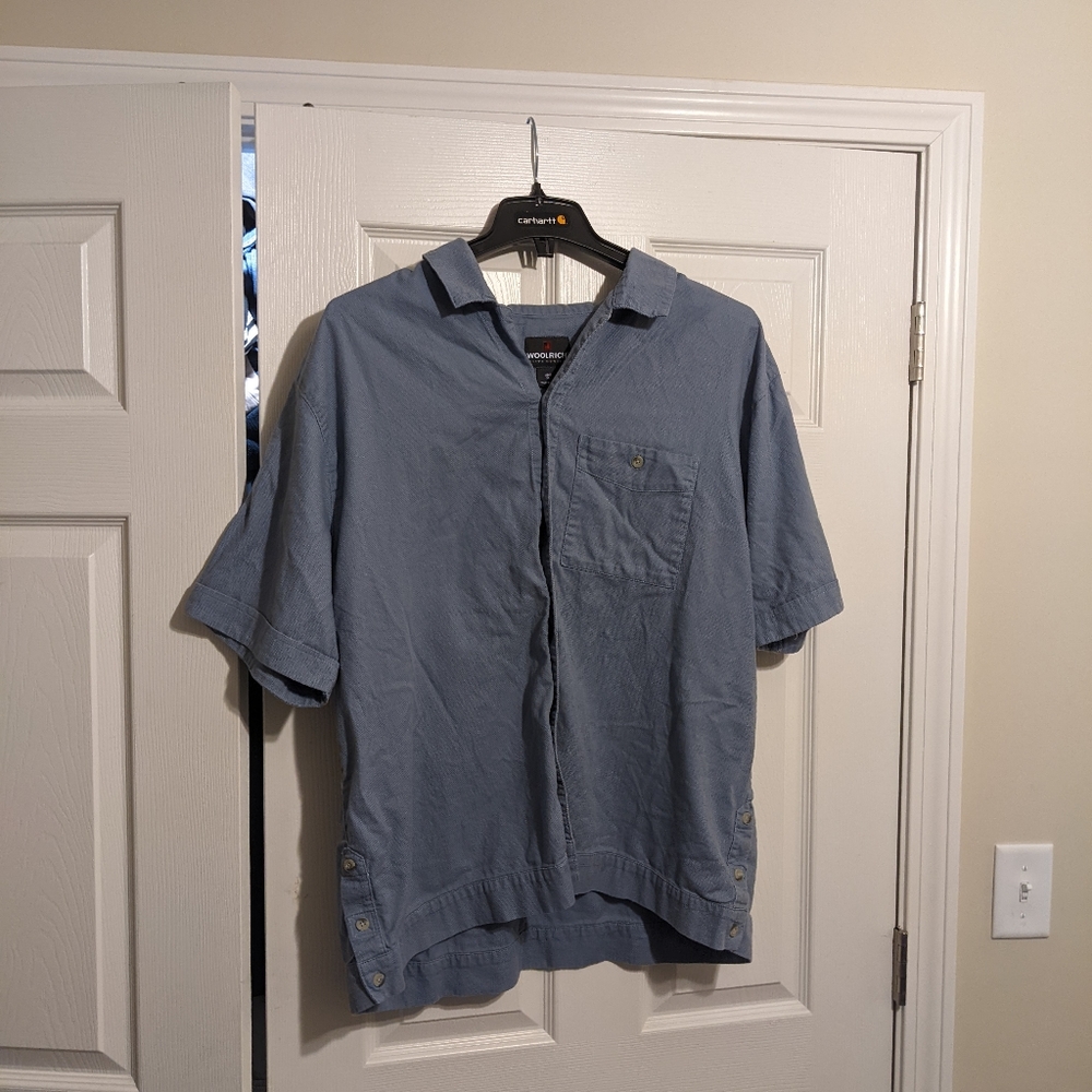 Woolrich Chambray men's XL button down shirt sleeve shirt